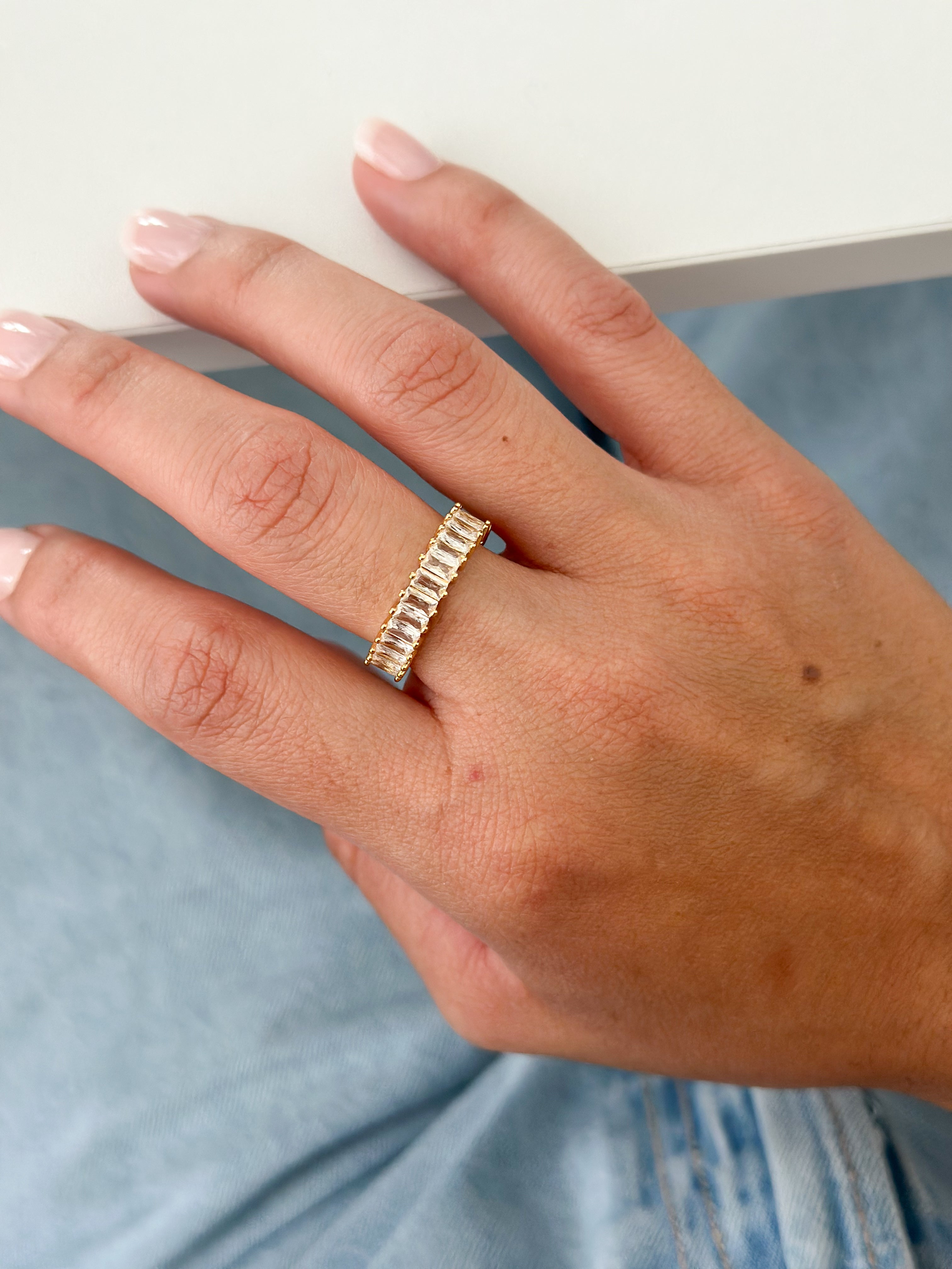Anillo Clear