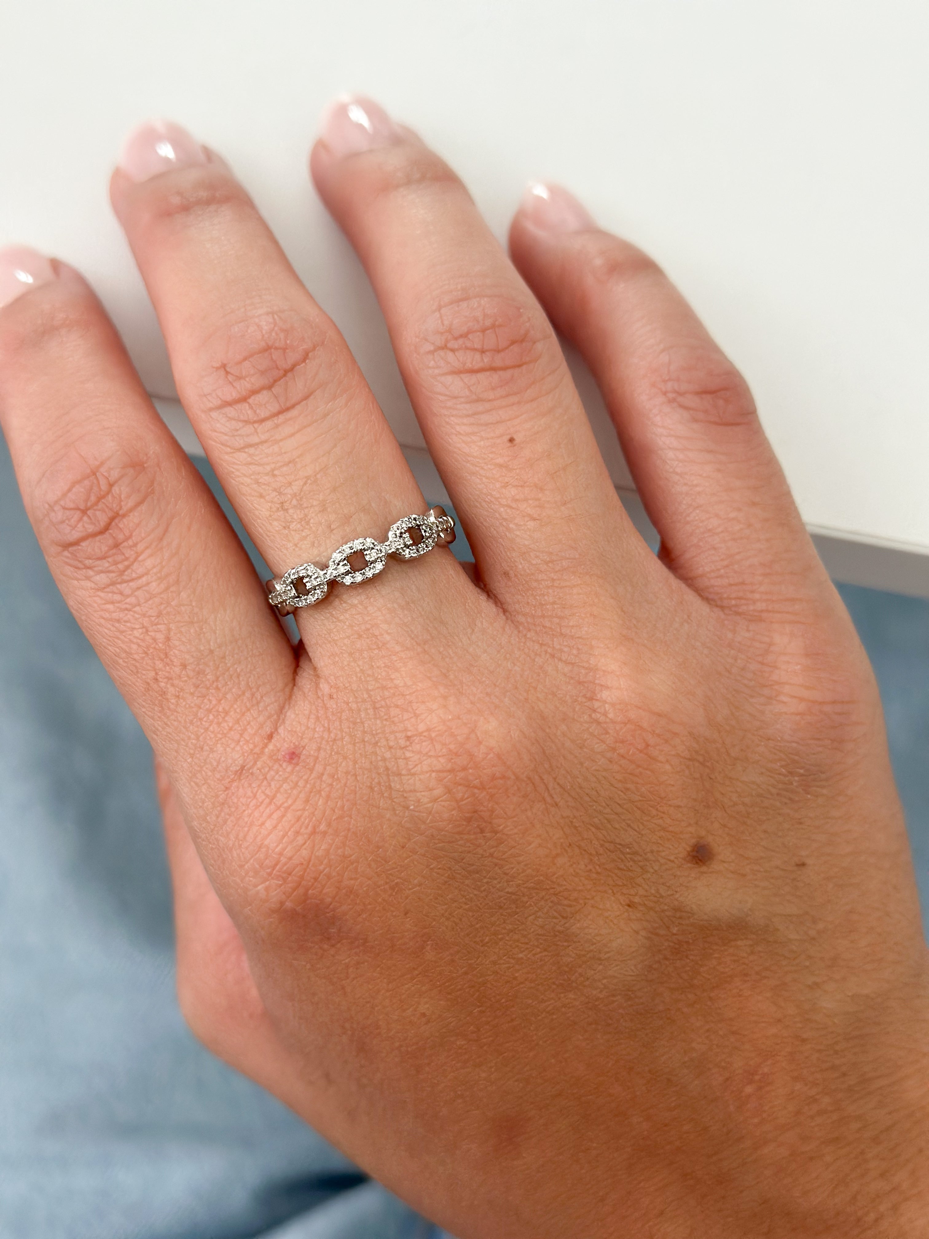 Anillo GG plateado