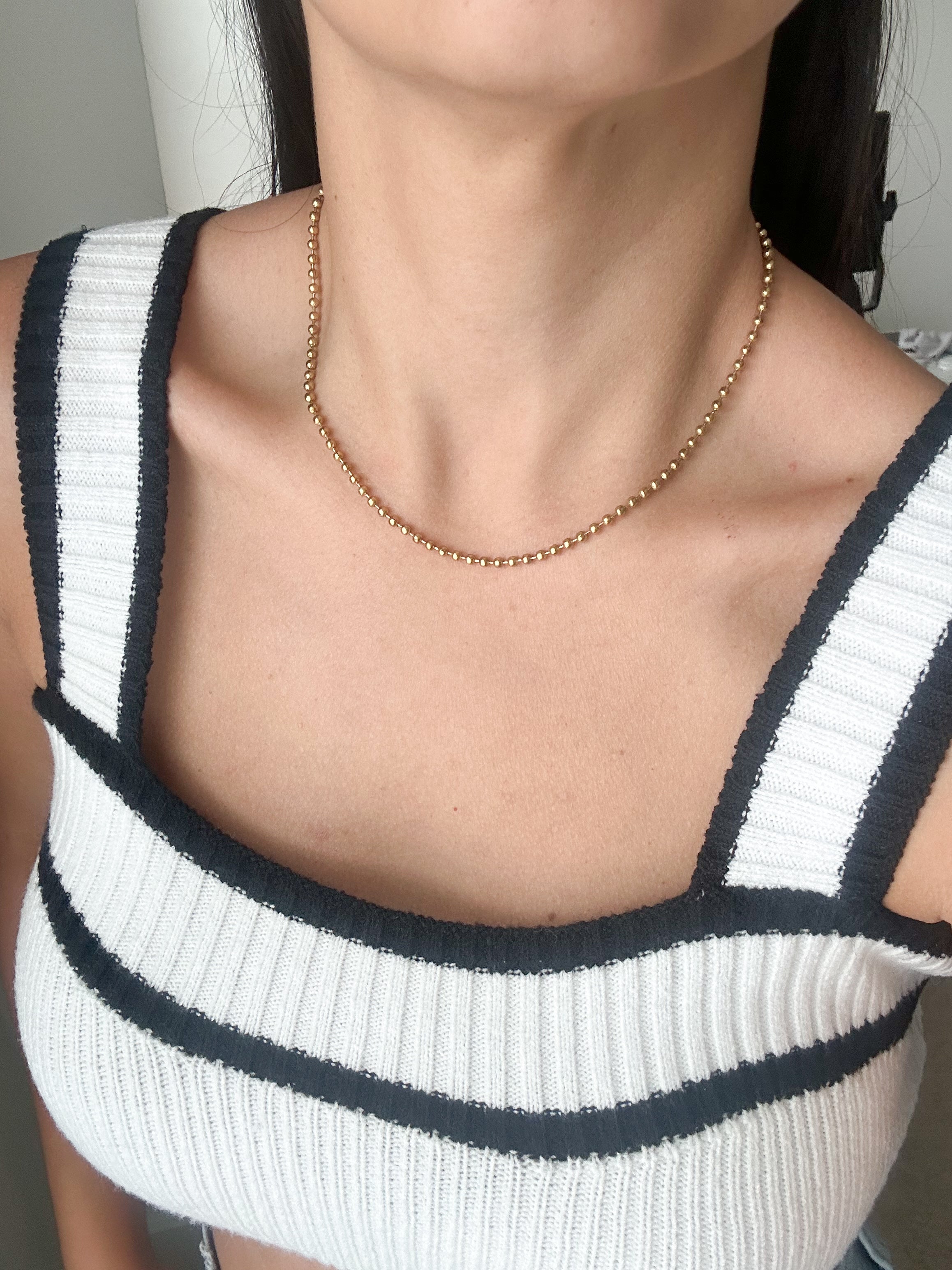 Collar Balines Dorados